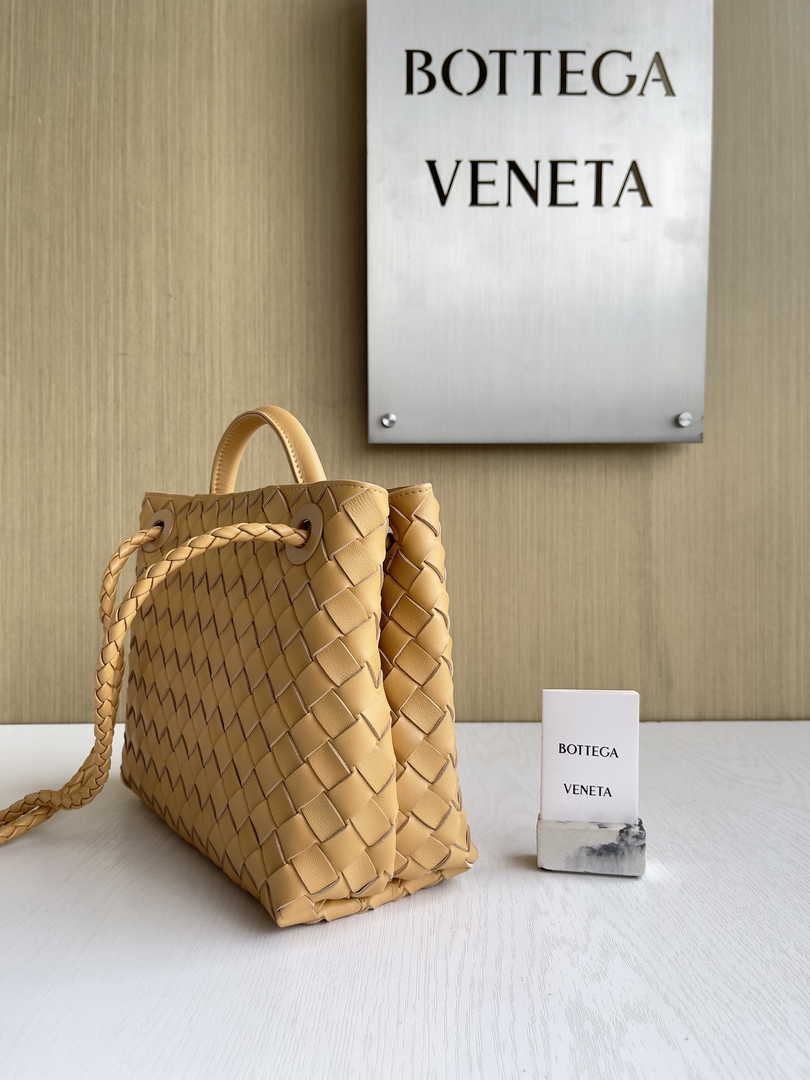 Bottega Veneta Small Andiamo Bag 743568 Lambskin Tan