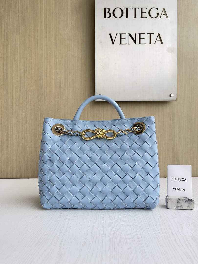 Bottega Veneta Small Andiamo Chain 786008 Lambskin Blue