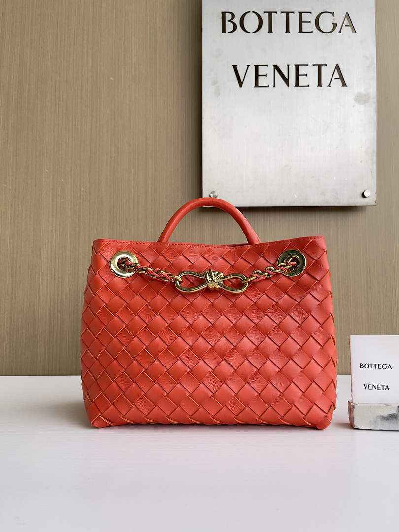 Bottega Veneta Small Andiamo Chain 786008 Lambskin Orange