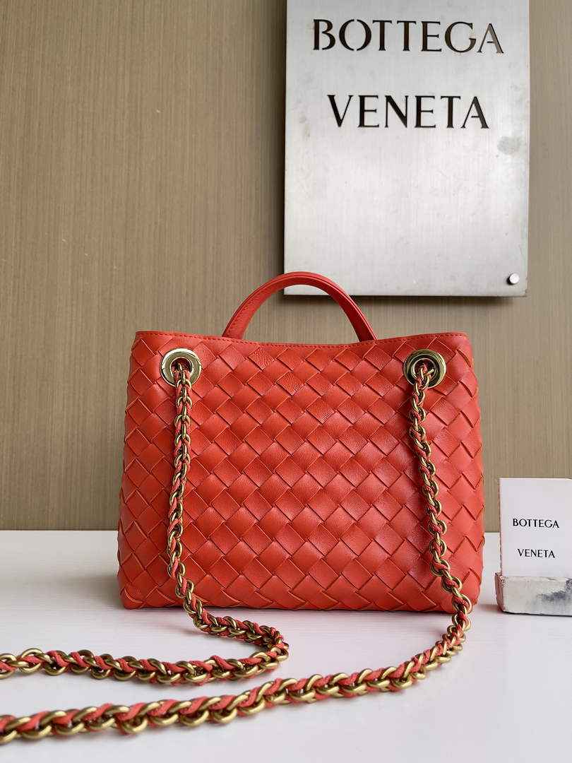 Bottega Veneta Small Andiamo Chain 786008 Lambskin Orange