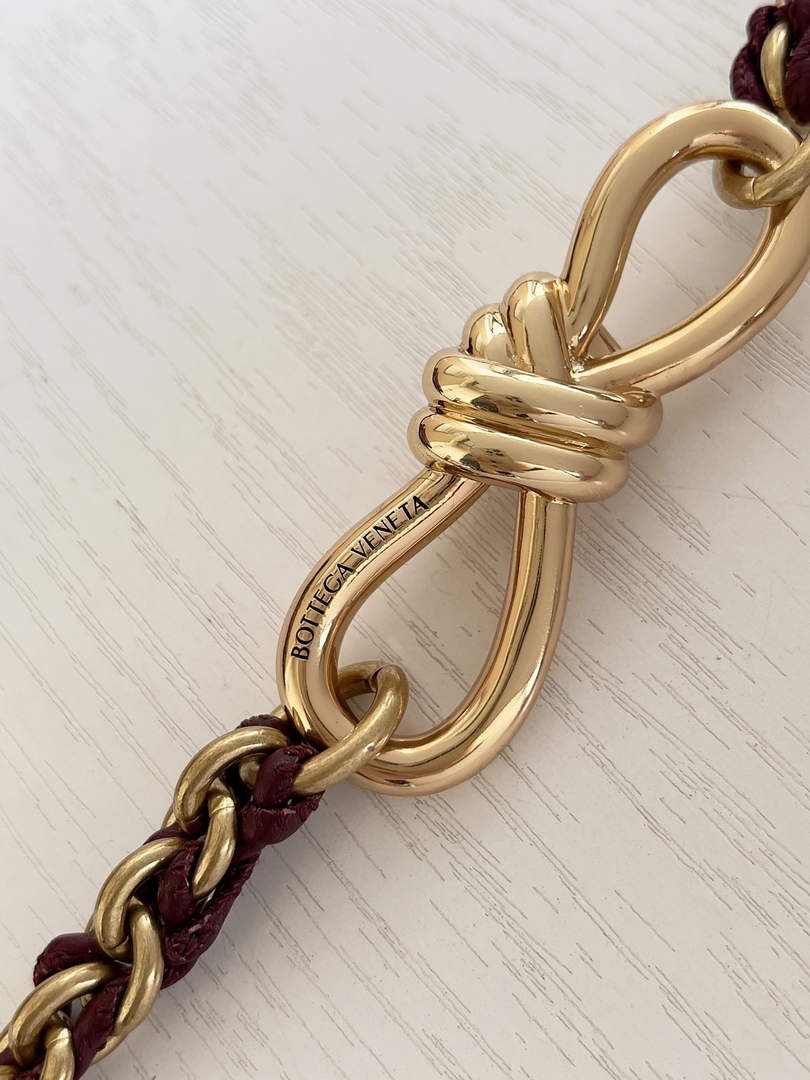 Bottega Veneta Small Andiamo Chain 786008 Lambskin Wine Red