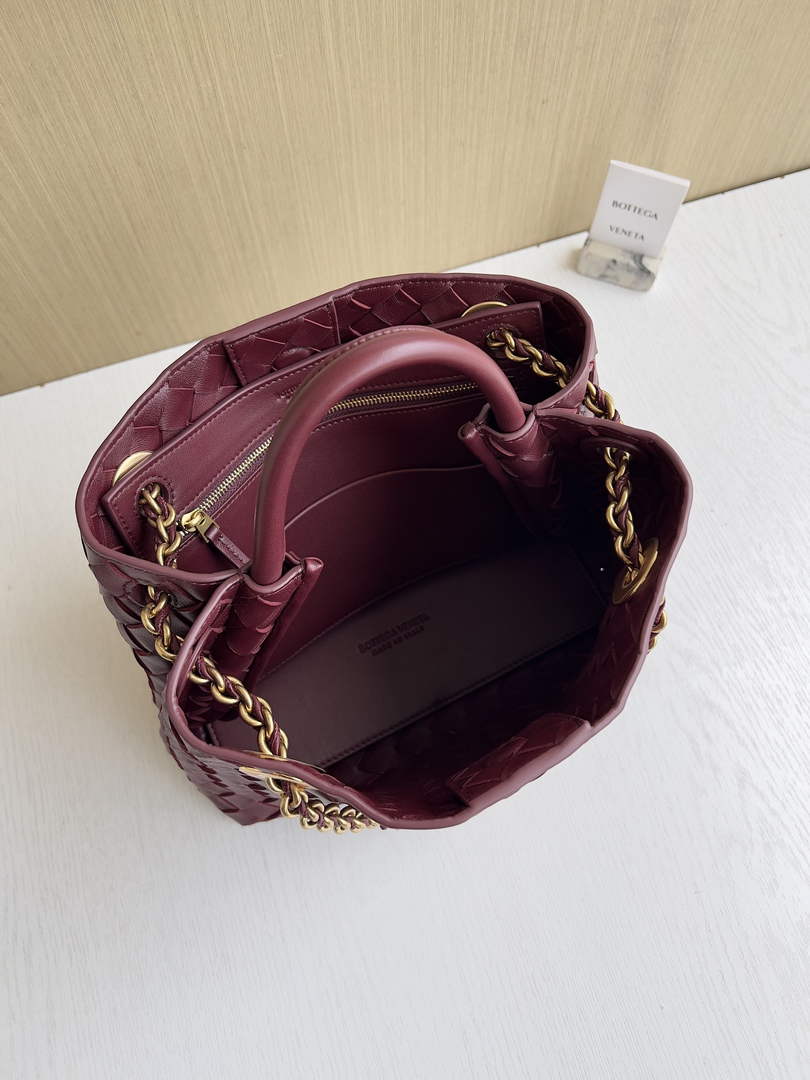Bottega Veneta Small Andiamo Chain 786008 Lambskin Wine Red