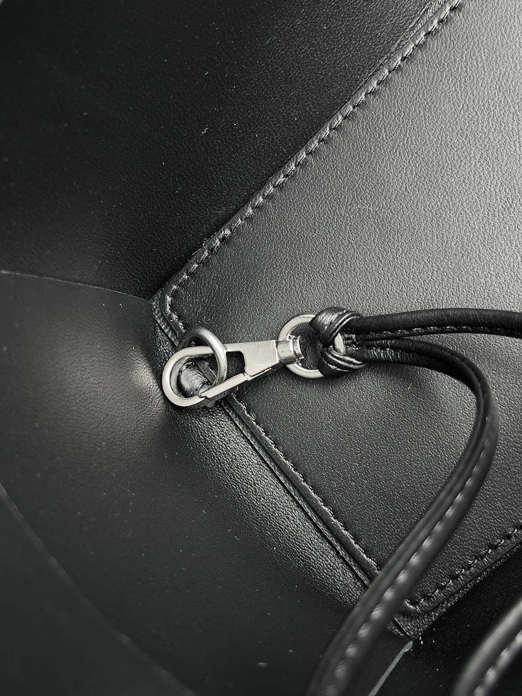 Bottega Veneta Small Arco Tote Bag 652867 Calfskin Black