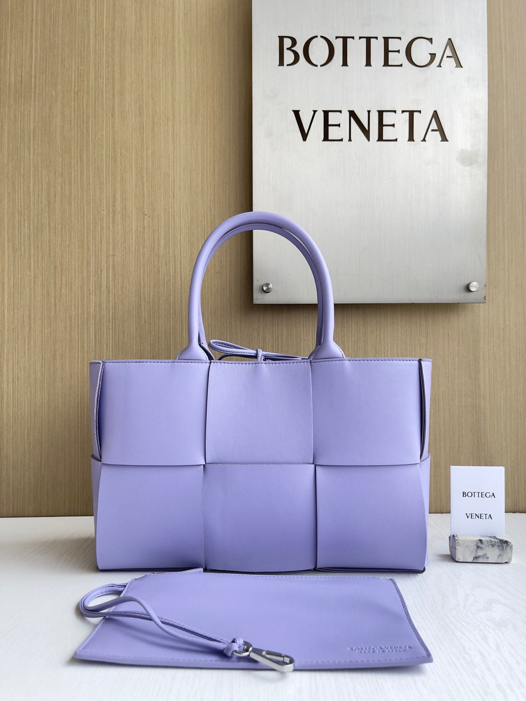 Bottega Veneta Small Arco Tote Bag 652867 Calfskin Light Purple