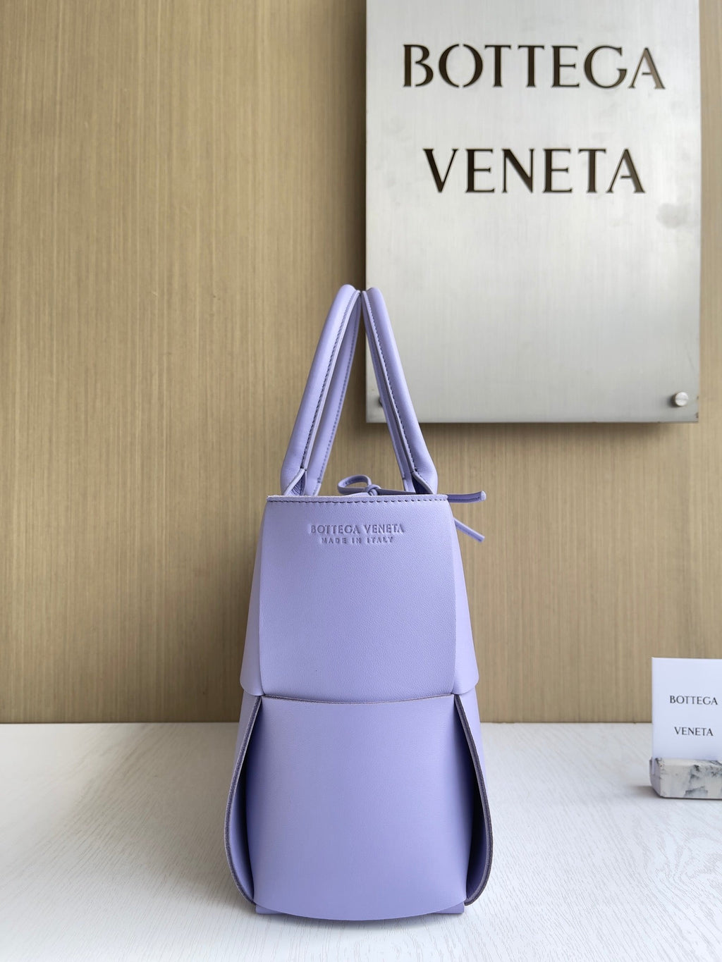 Bottega Veneta Small Arco Tote Bag 652867 Calfskin Light Purple