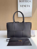 Bottega Veneta Small Arco Tote Bag 652867 Calfskin Brown