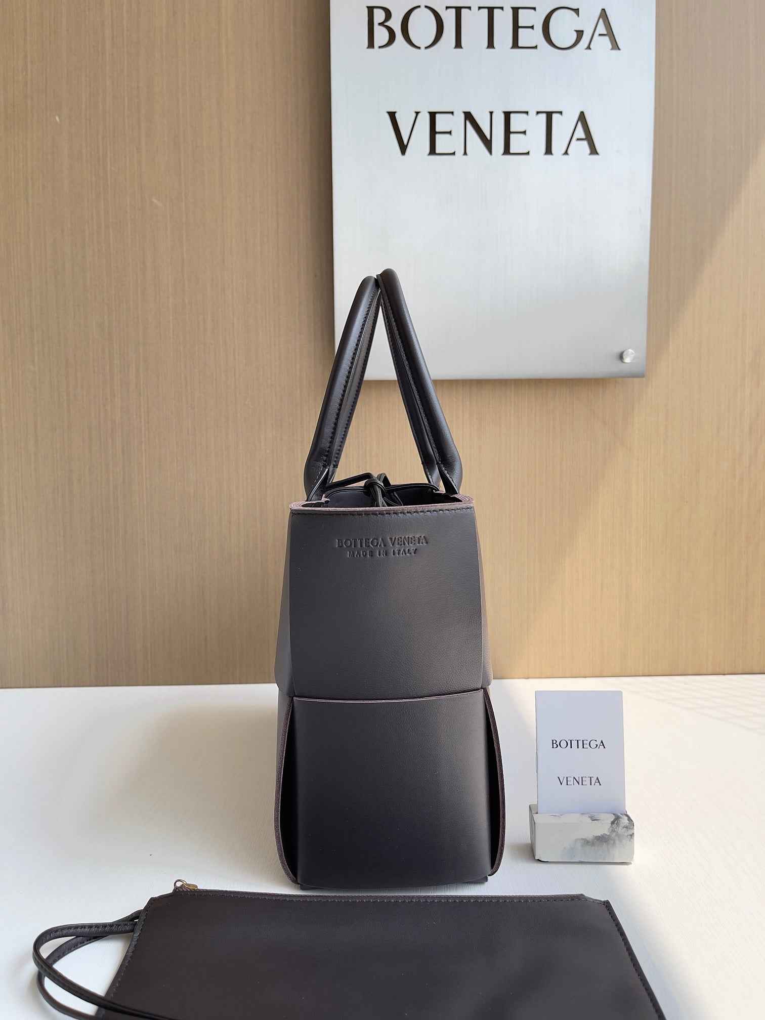 Bottega Veneta Small Arco Tote Bag 652867 Calfskin Brown