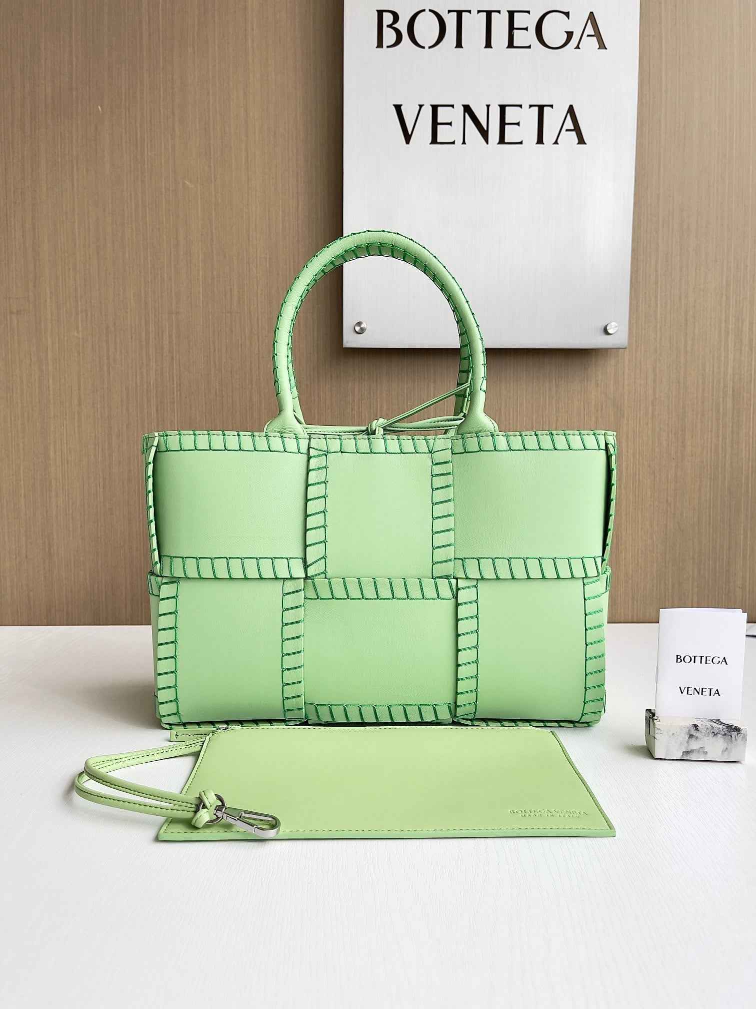 Bottega Veneta Small Arco Tote Bag Calfskin 652867 Green