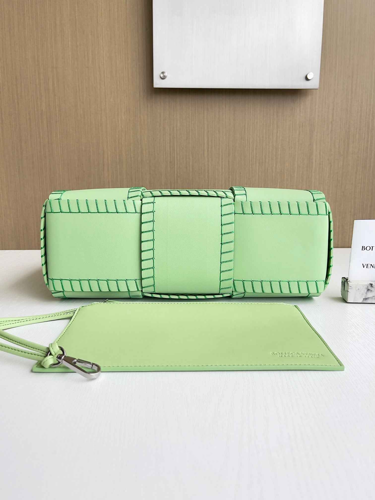 Bottega Veneta Small Arco Tote Bag Calfskin 652867 Green