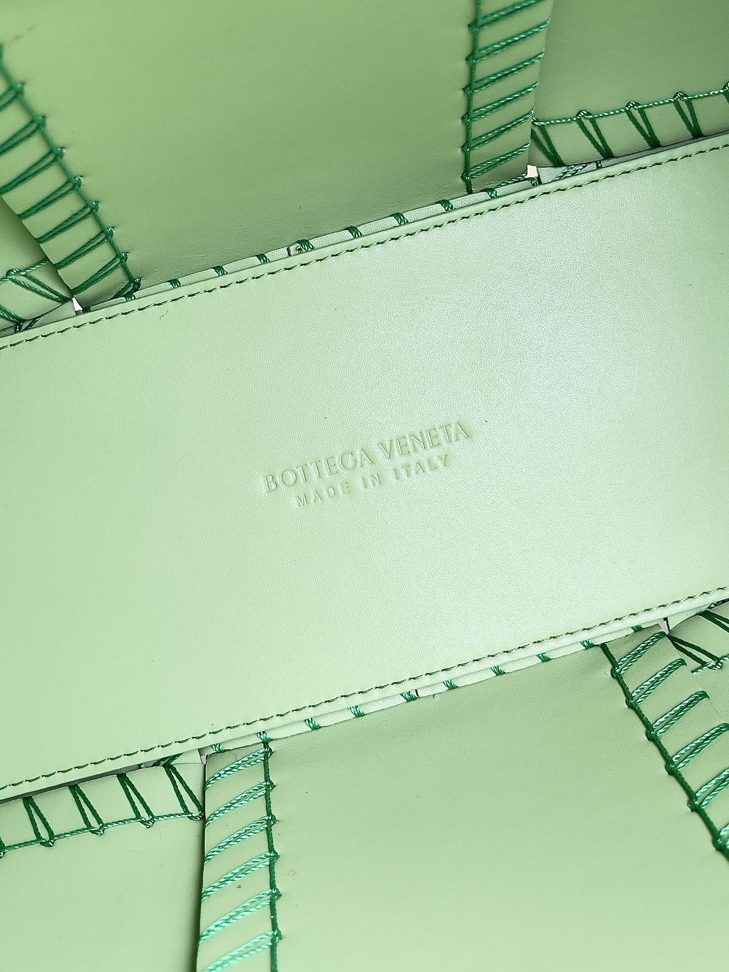 Bottega Veneta Small Arco Tote Bag Calfskin 652867 Green