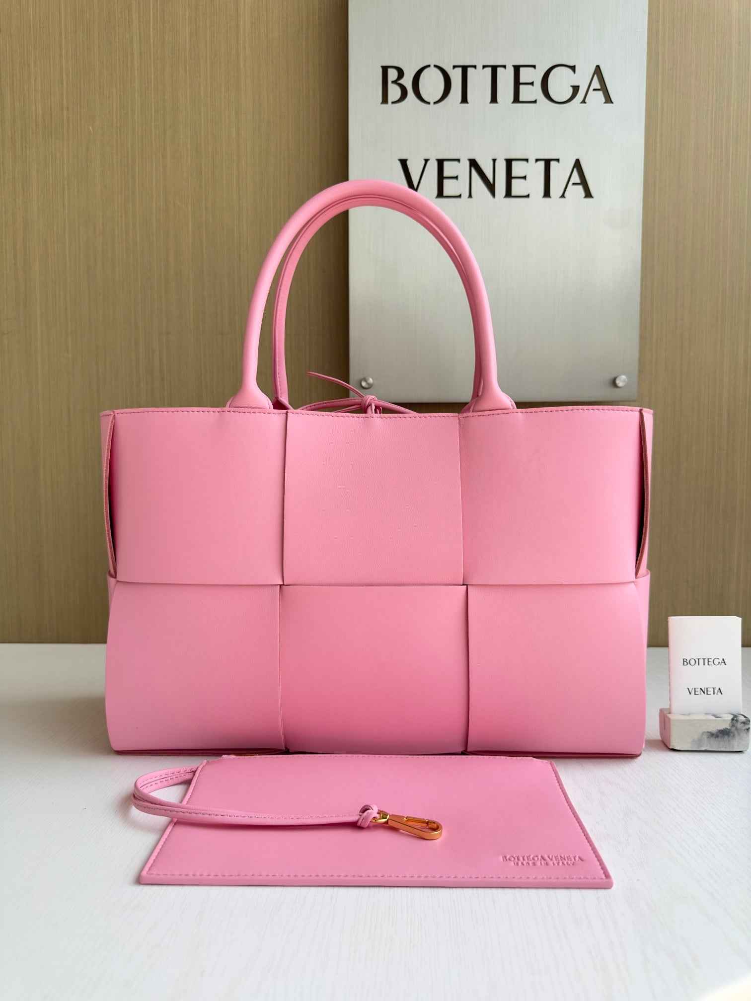 Bottega Veneta Small Arco Tote Bag 652867 Calfskin Pink