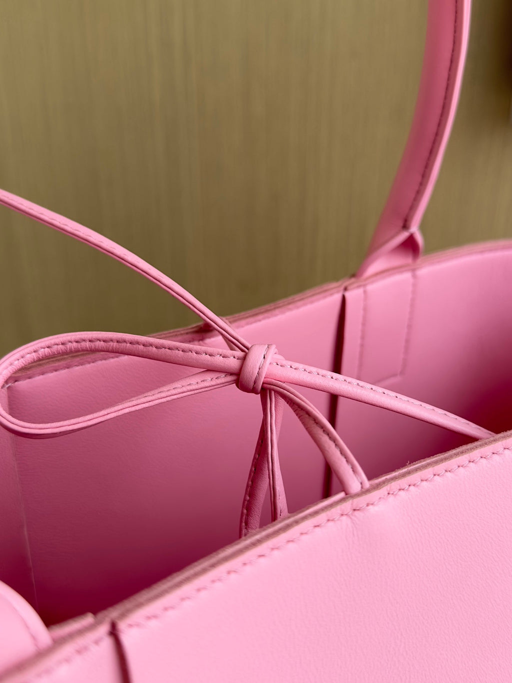 Bottega Veneta Small Arco Tote Bag 652867 Calfskin Pink