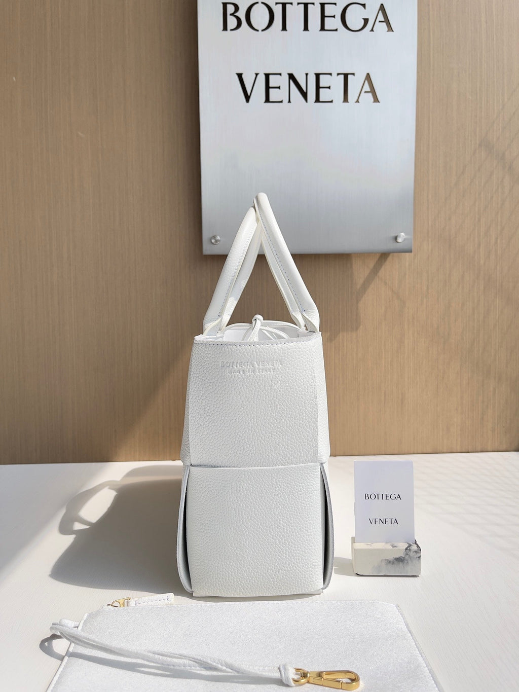 Bottega Veneta Small Arco Tote Bag 652867 Calfskin White