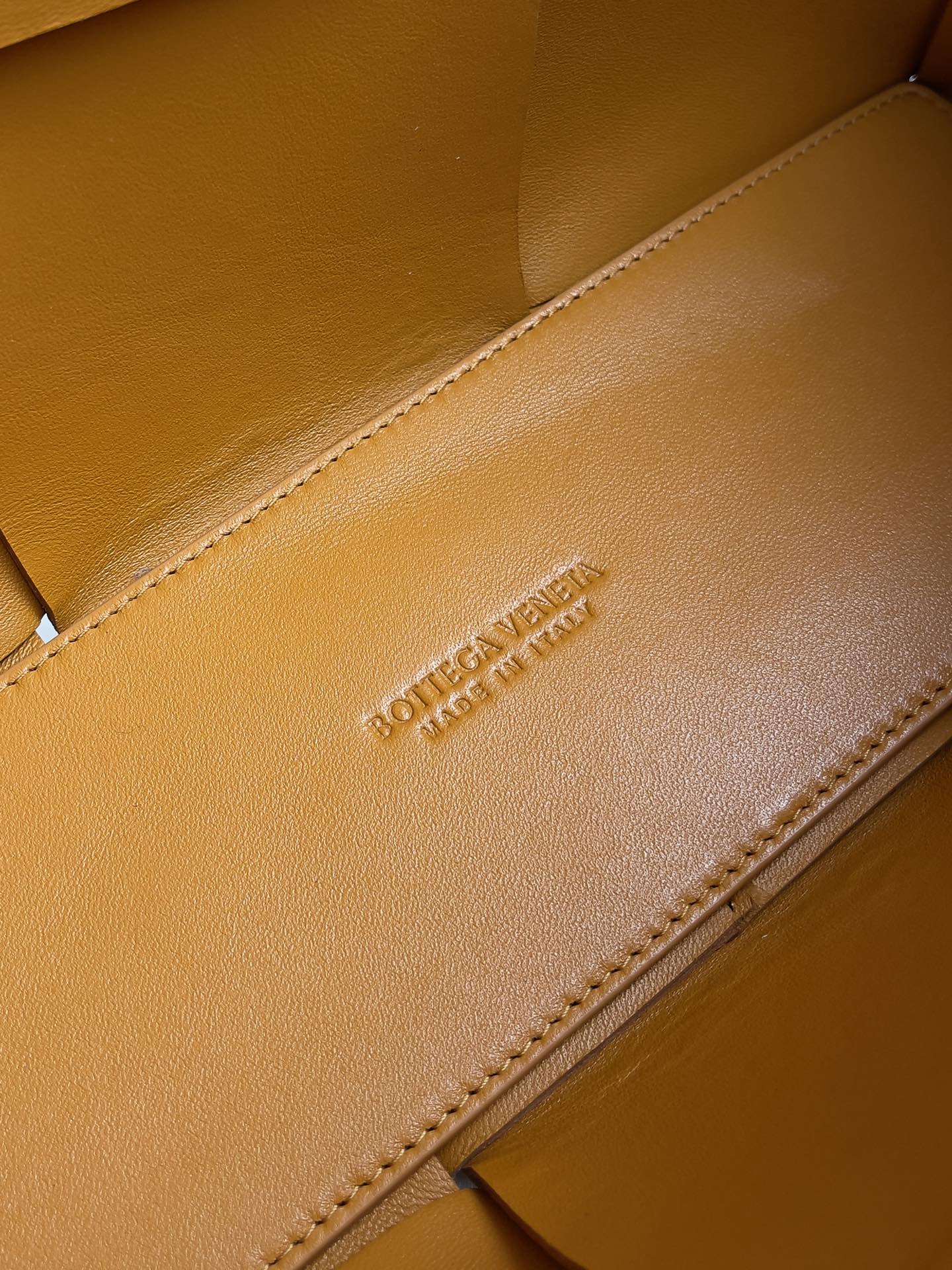 Bottega Veneta Small Arco Tote Bag 652867 Calfskin Orange