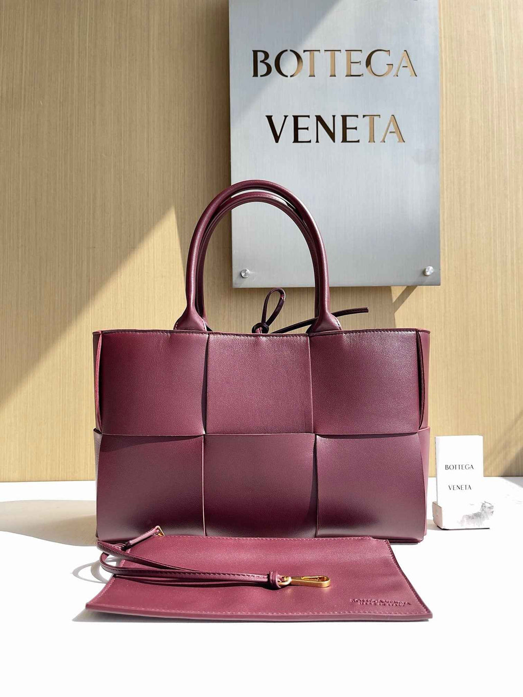 Bottega Veneta Small Arco Tote Bag 652867 Calfskin Wine Red