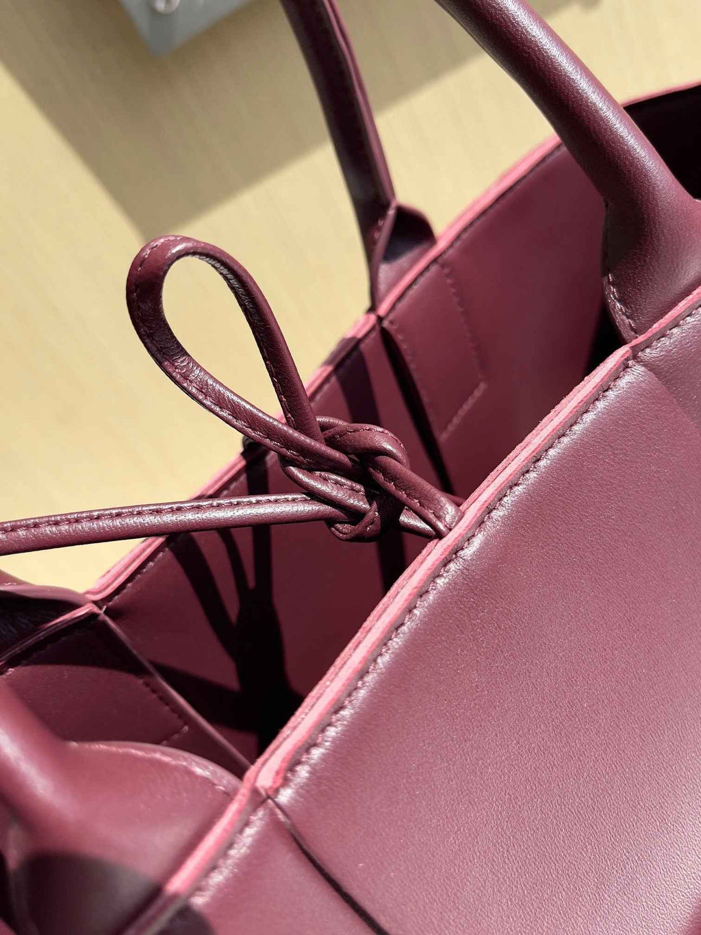 Bottega Veneta Small Arco Tote Bag 652867 Calfskin Wine Red