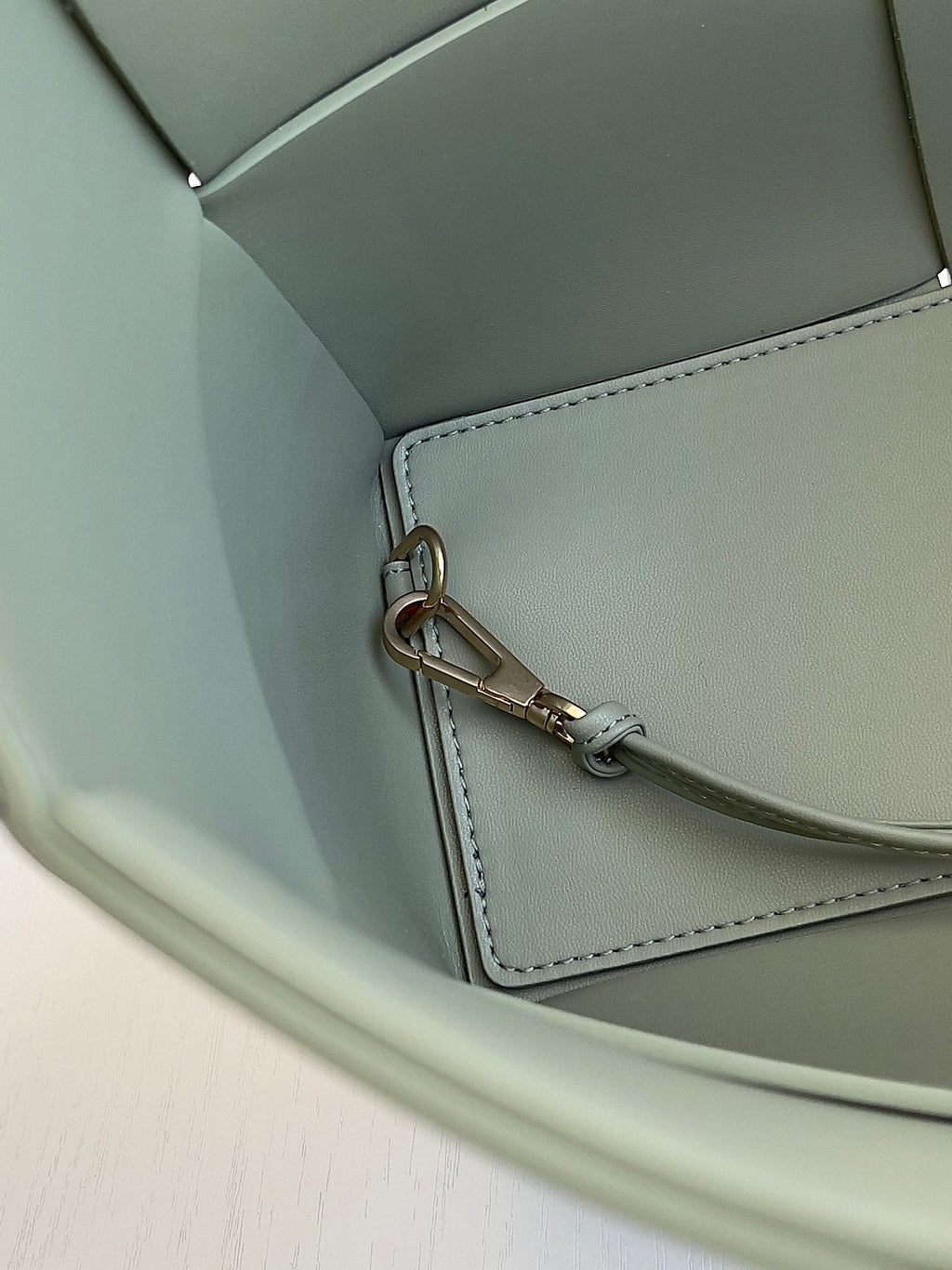 Bottega Veneta Small Arco Tote Bag 652867 Calfskin Light Green