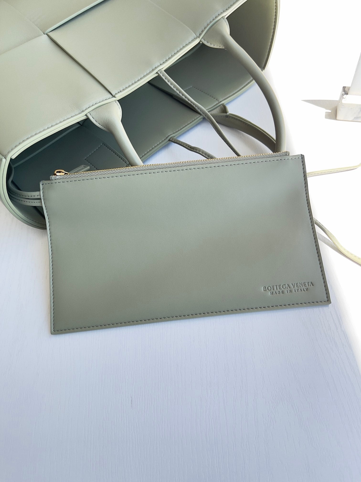 Bottega Veneta Small Arco Tote Bag 652867 Calfskin Light Green
