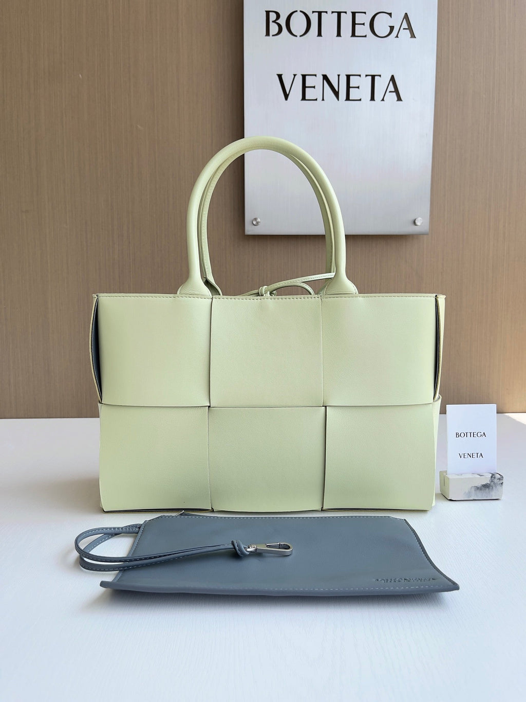 Bottega Veneta Small Arco Tote Bag 652867 Lambskin Light Green
