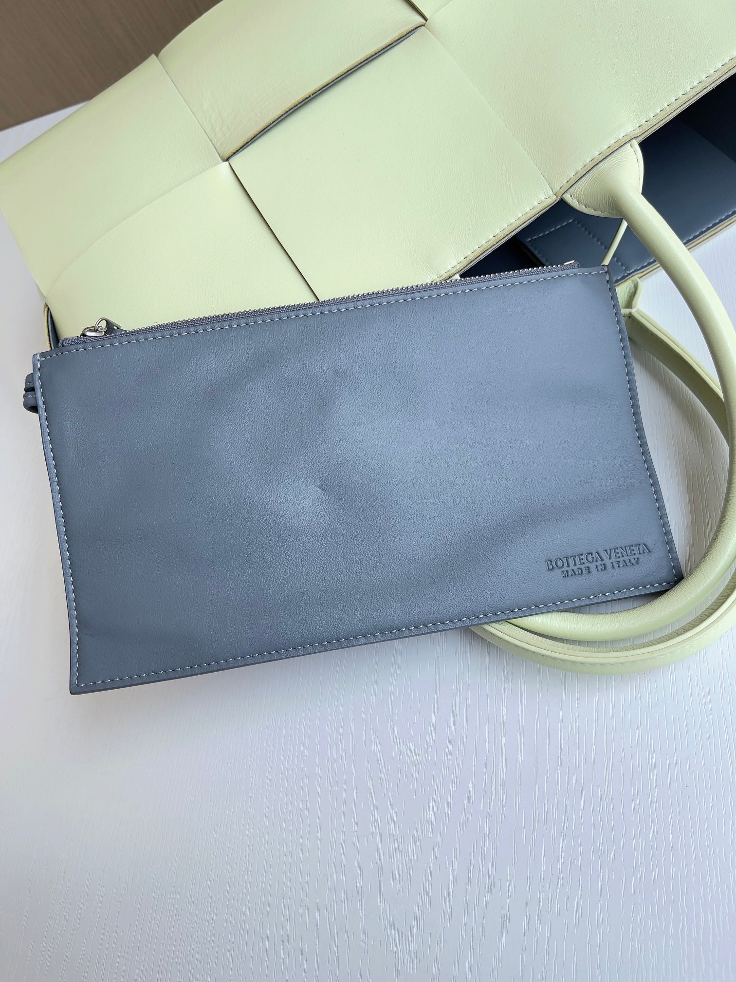 Bottega Veneta Small Arco Tote Bag 652867 Lambskin Light Green
