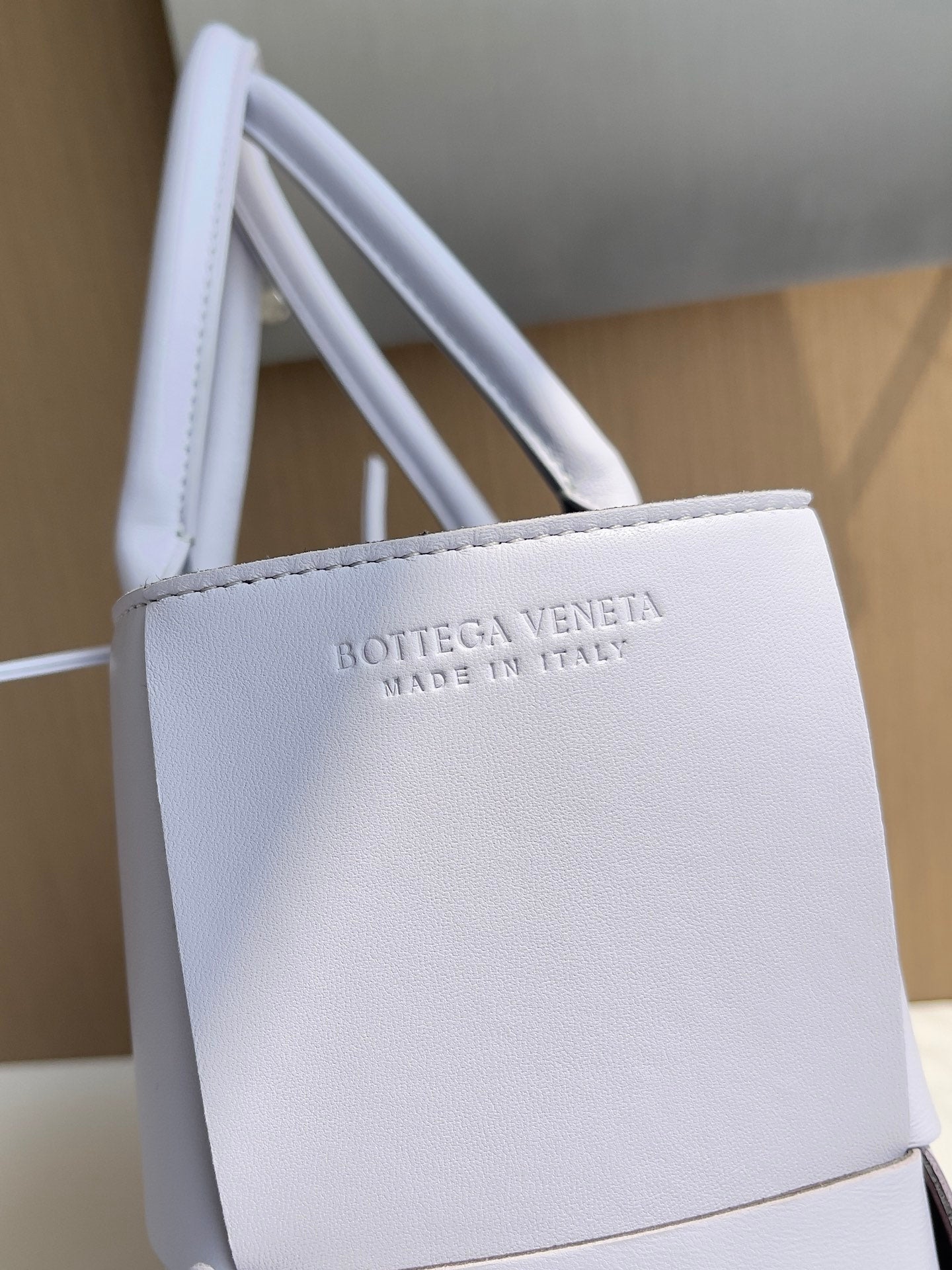 Bottega Veneta Small Arco Tote Bag 652867 Lambskin White