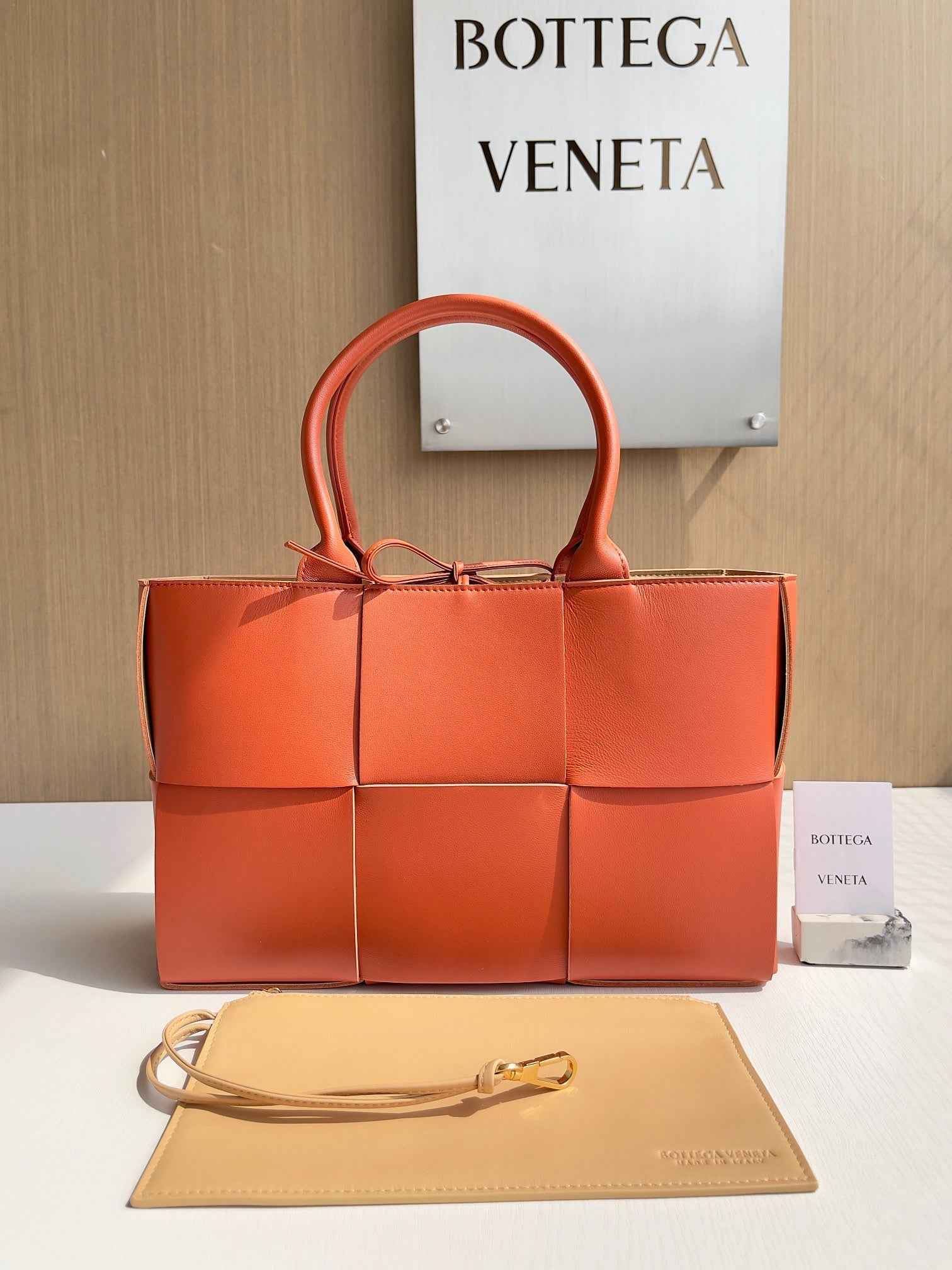 Bottega Veneta Small Arco Tote Bag 652867 Lambskin Orange