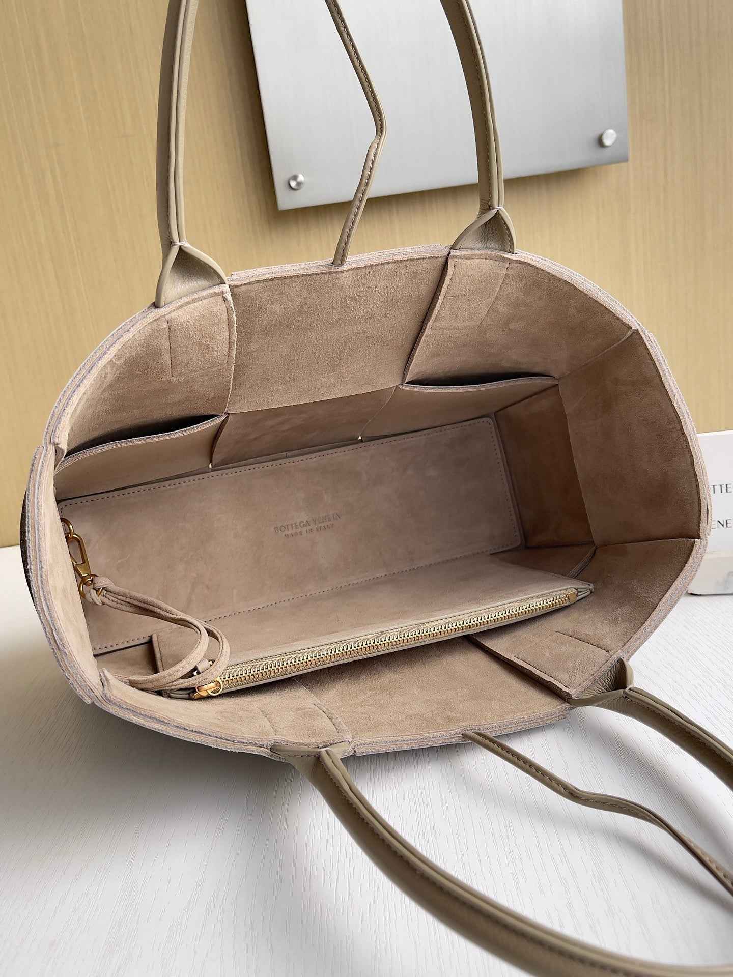 Bottega Veneta Small Arco Tote Bag 652867 Khaki Calfskin