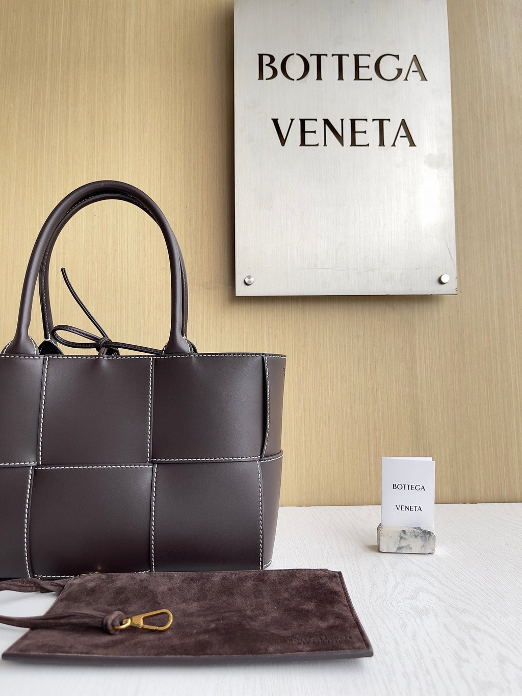 Bottega Veneta Small Arco Tote Bag 652867 Brown Calfskin