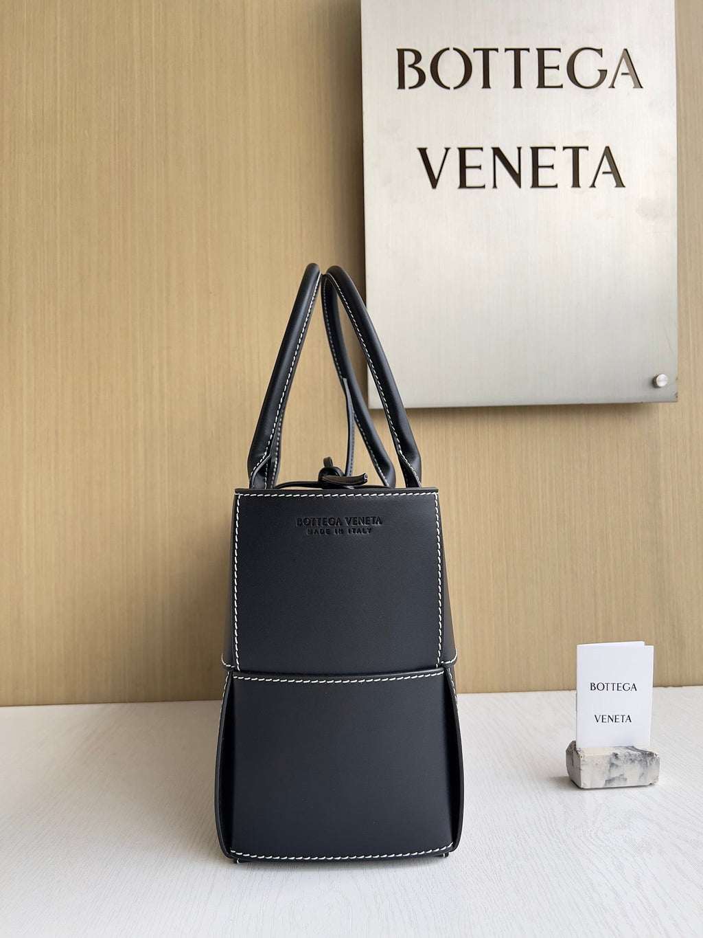 Bottega Veneta Small Arco Tote Bag 652867 Calfskin Black