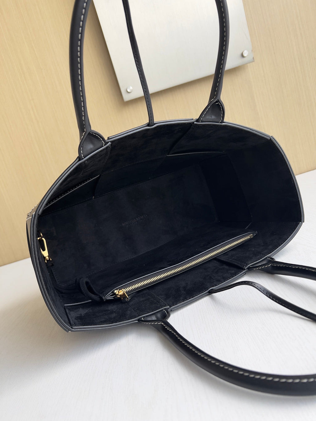 Bottega Veneta Small Arco Tote Bag 652867 Calfskin Black