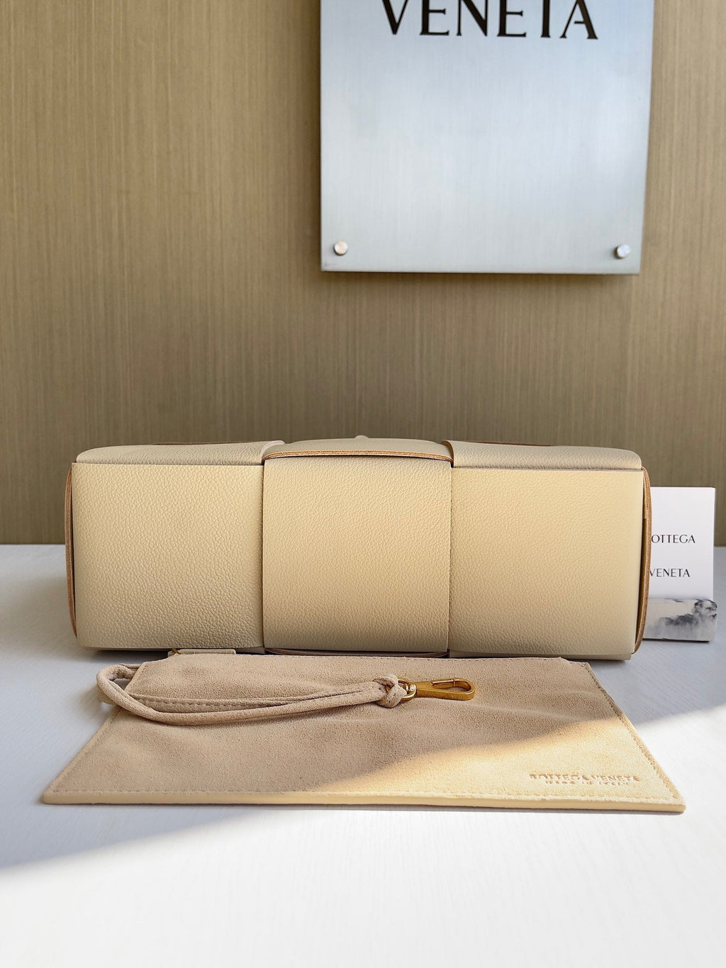 Bottega Veneta Small Arco Tote Bag 652867 Apricot Calfskin