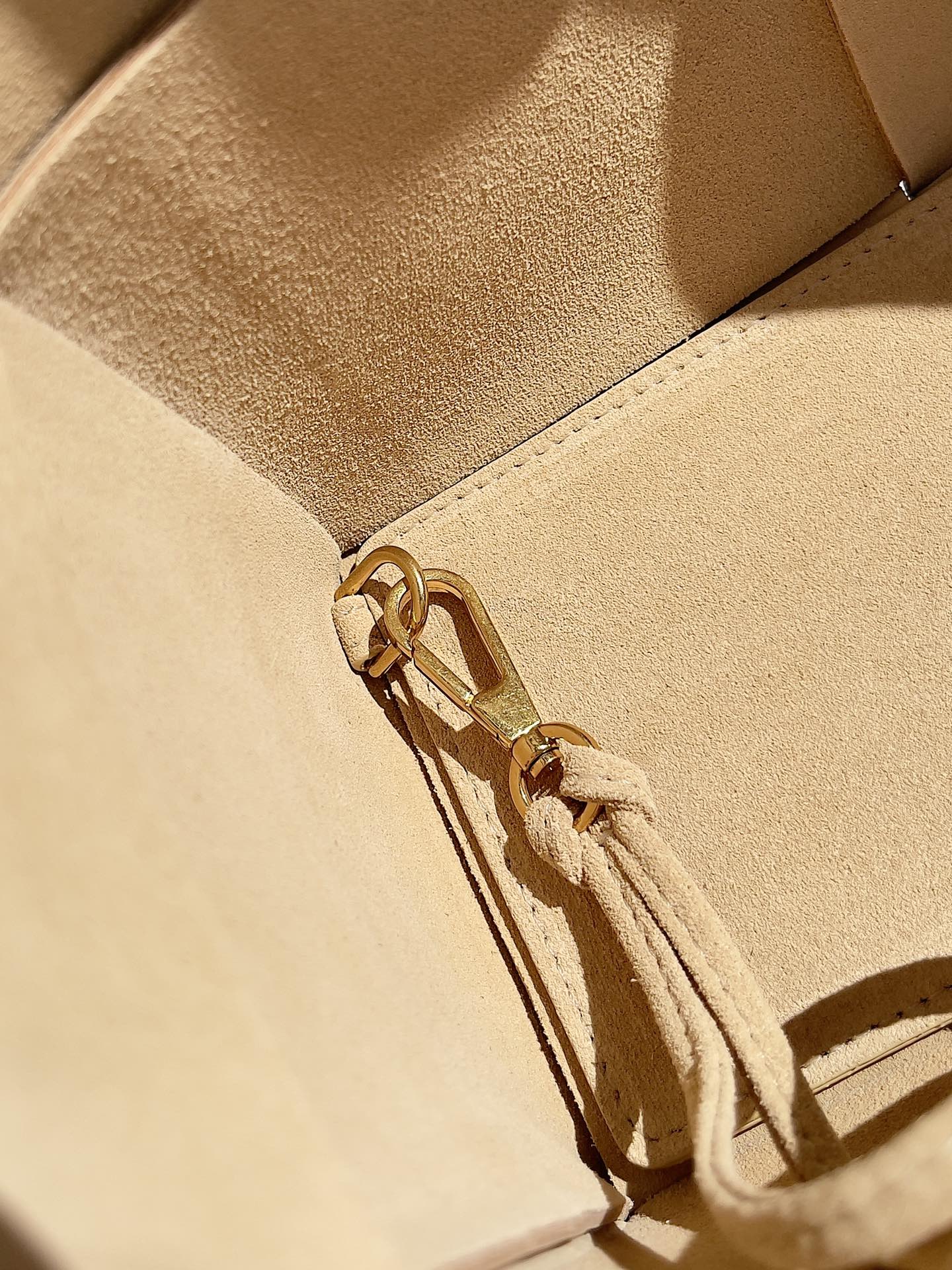 Bottega Veneta Small Arco Tote Bag 652867 Apricot Calfskin