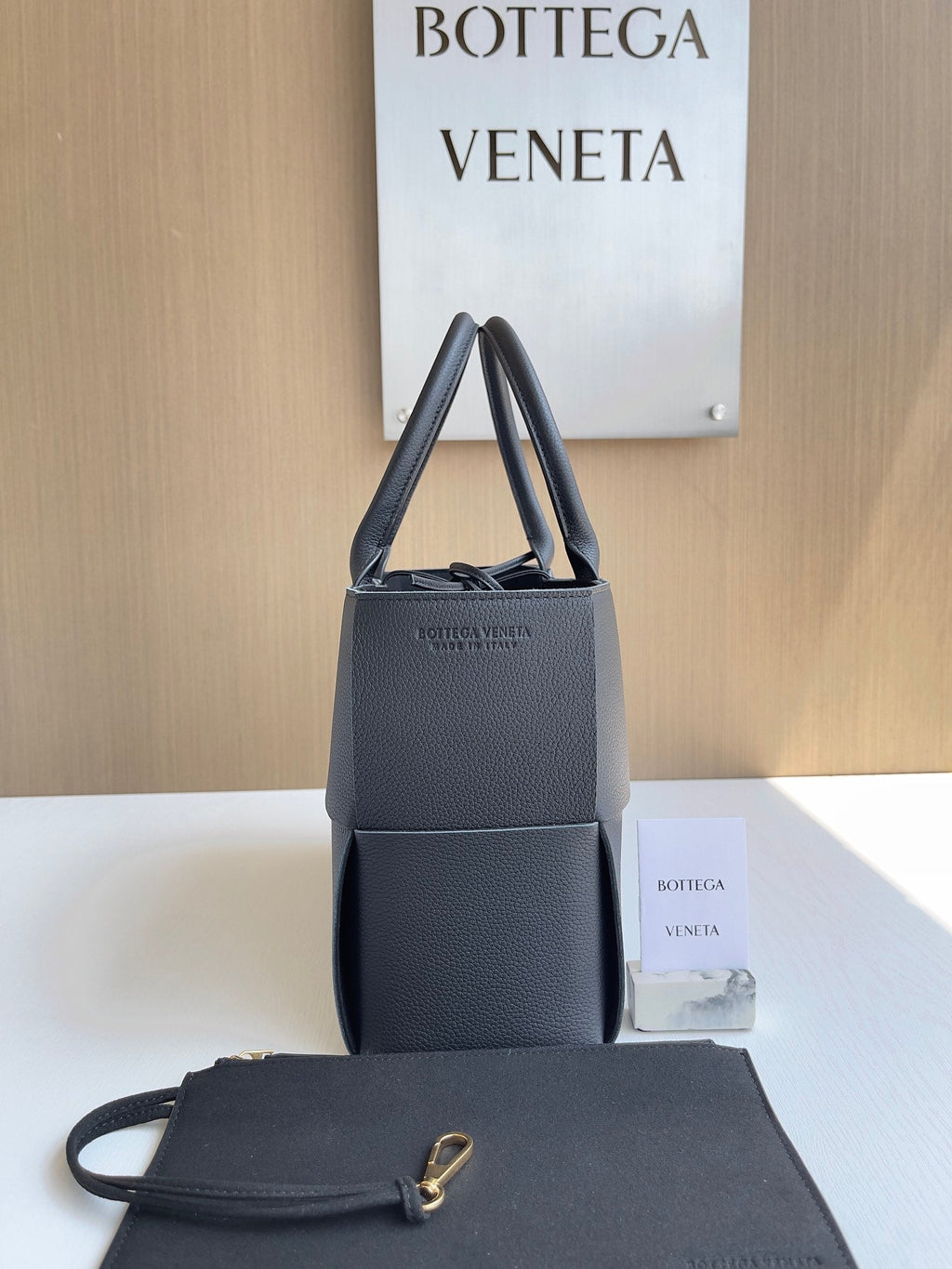 Bottega Veneta Small Arco Tote Bag 652867 Black Calfskin