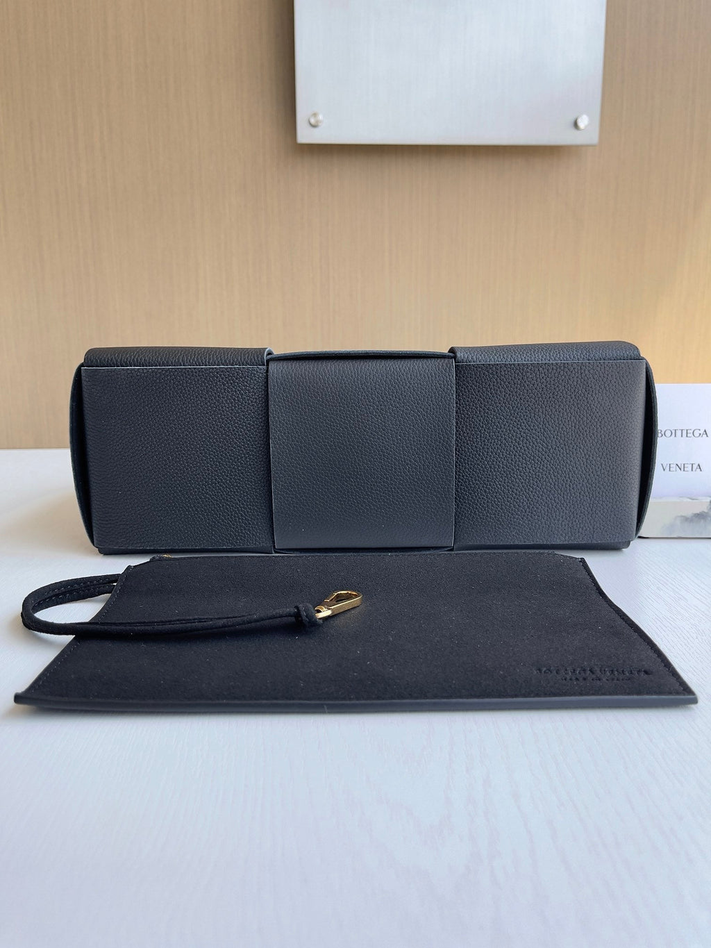 Bottega Veneta Small Arco Tote Bag 652867 Black Calfskin