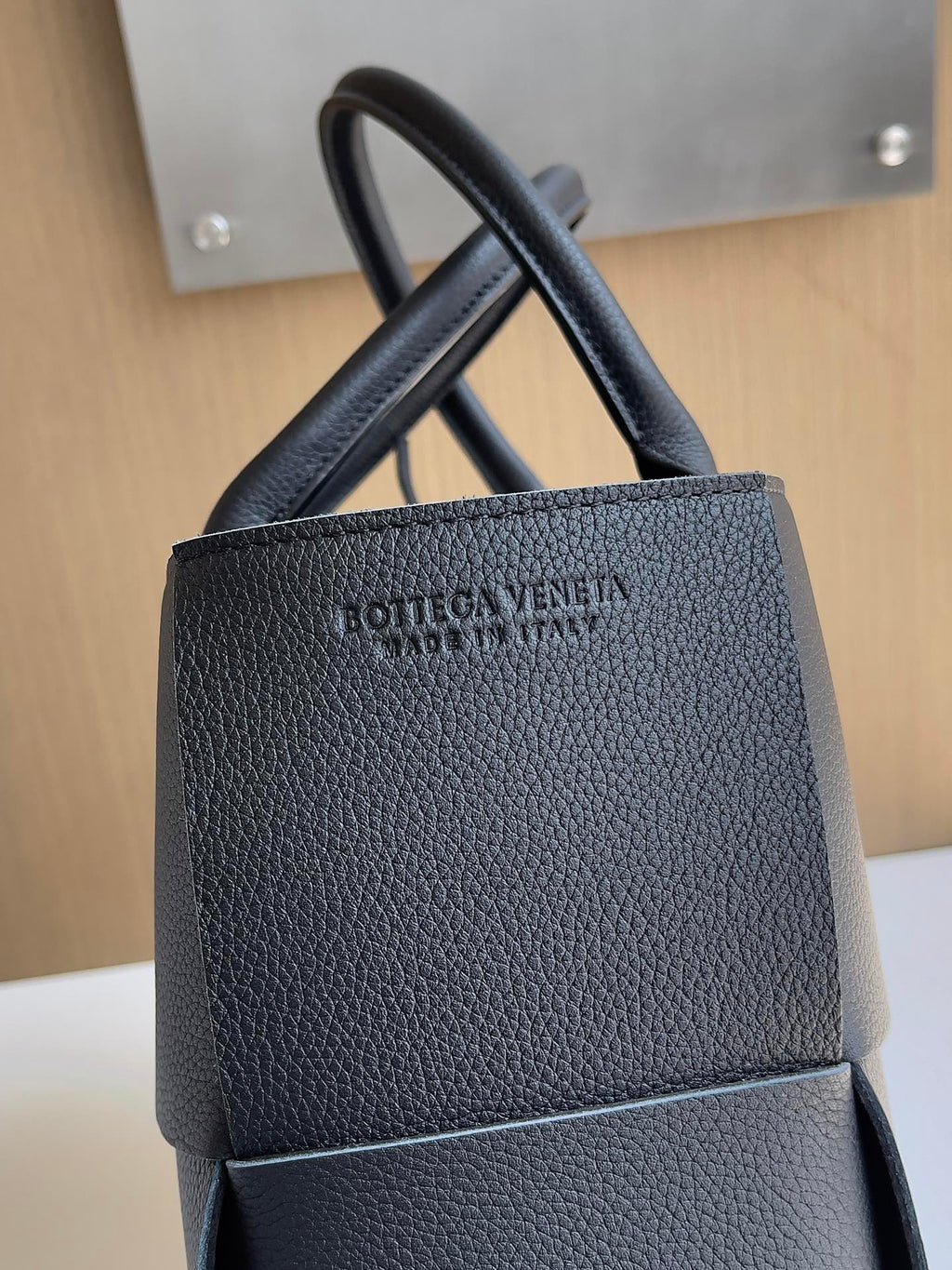 Bottega Veneta Small Arco Tote Bag 652867 Black Calfskin