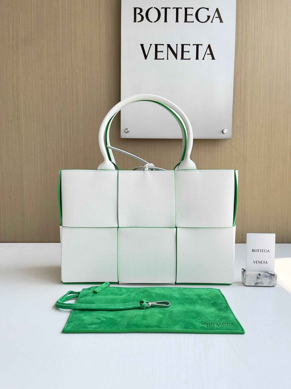 Bottega Veneta Small Arco Tote Bag 652867 White Green Calfskin