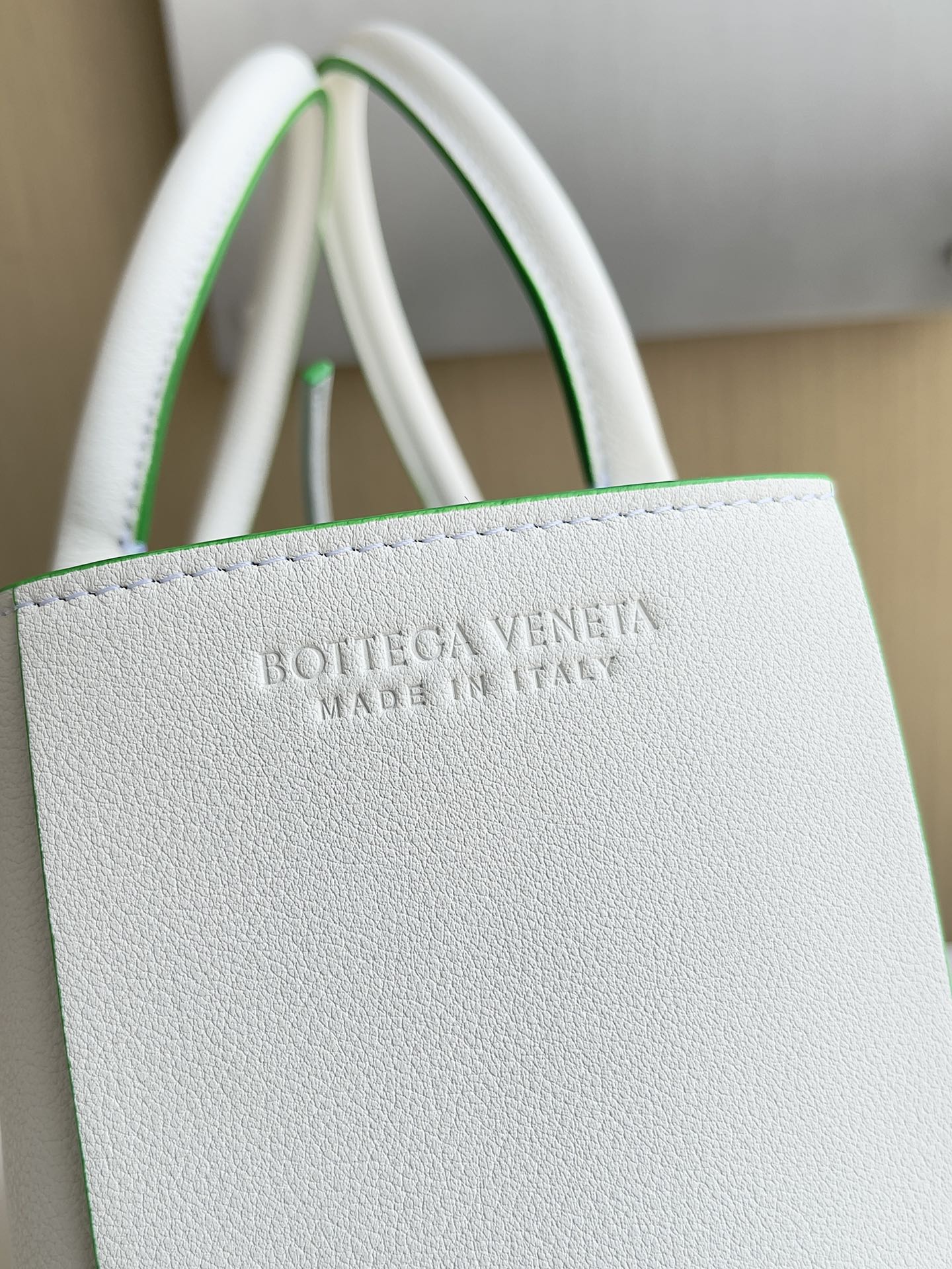 Bottega Veneta Small Arco Tote Bag 652867 White Green Calfskin