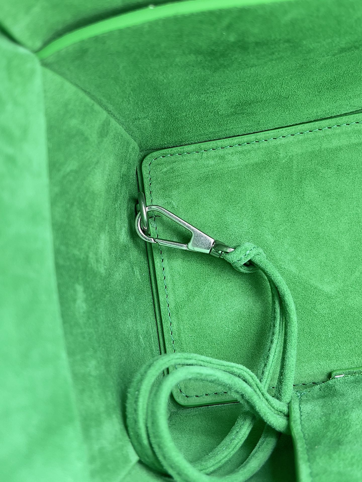Bottega Veneta Small Arco Tote Bag 652867 White Green Calfskin