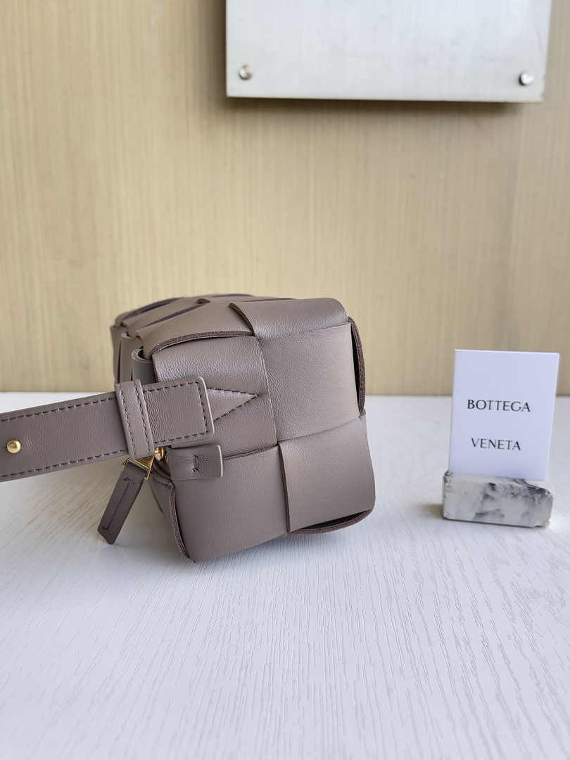 Bottega Veneta Small Brick Cassette 729166 Lambskin Khaki