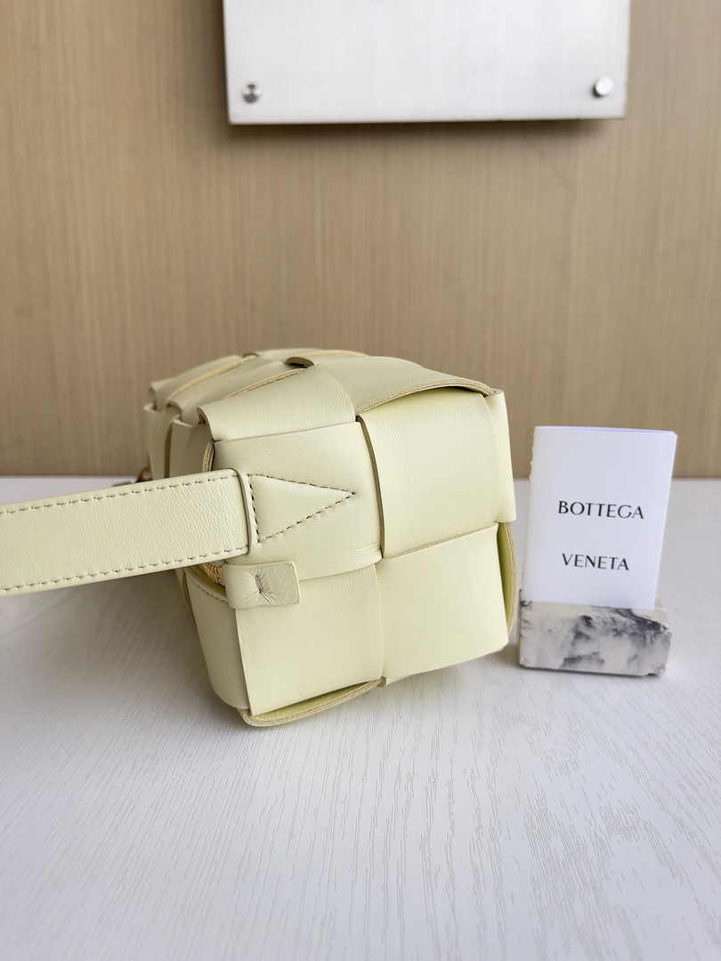 Bottega Veneta Small Brick Cassette 729166 Lambskin Light Yellow