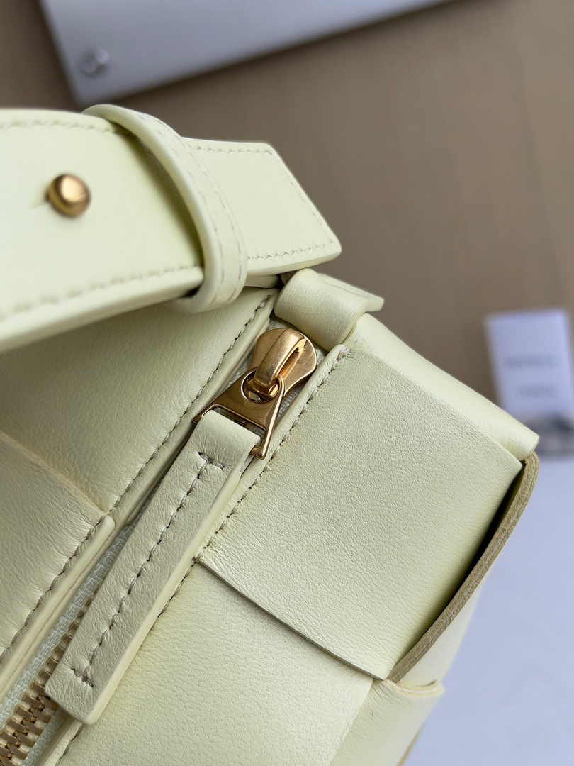 Bottega Veneta Small Brick Cassette 729166 Lambskin Light Yellow
