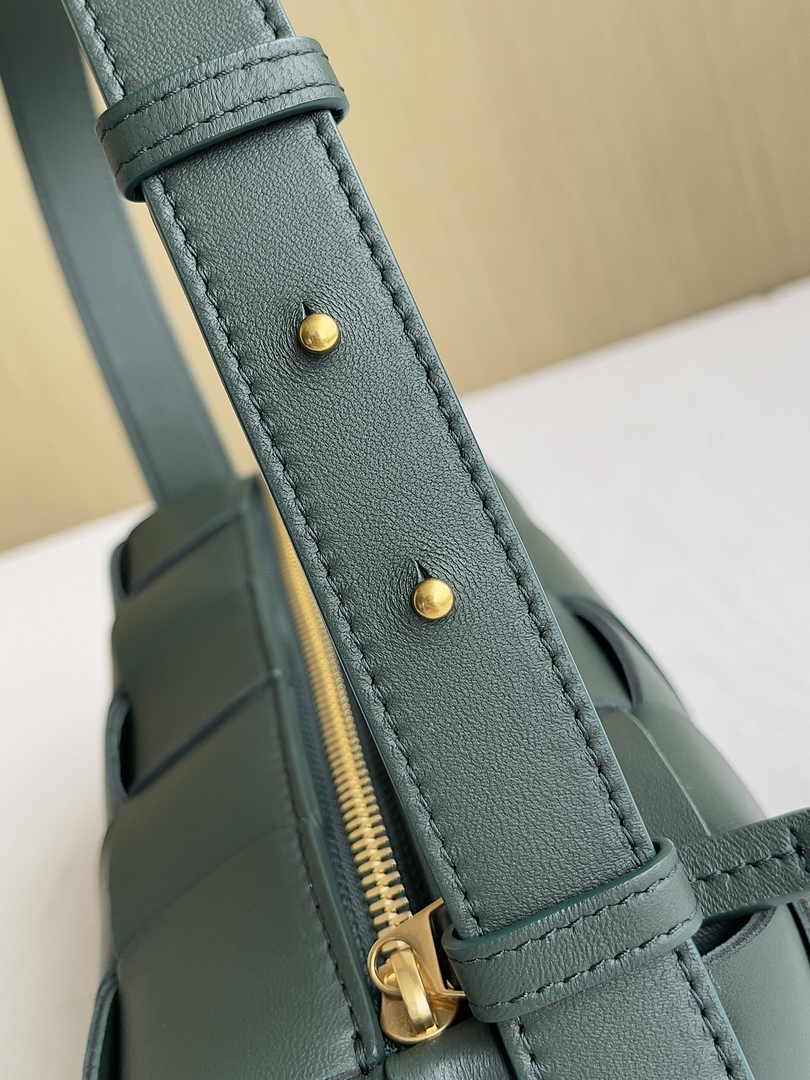 Bottega Veneta Small Brick Cassette 729166 Lambskin Dark Green
