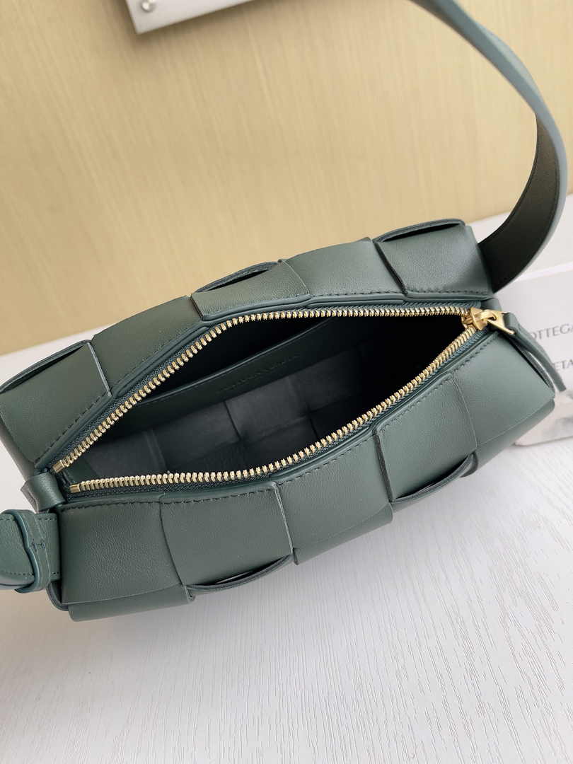 Bottega Veneta Small Brick Cassette 729166 Lambskin Dark Green