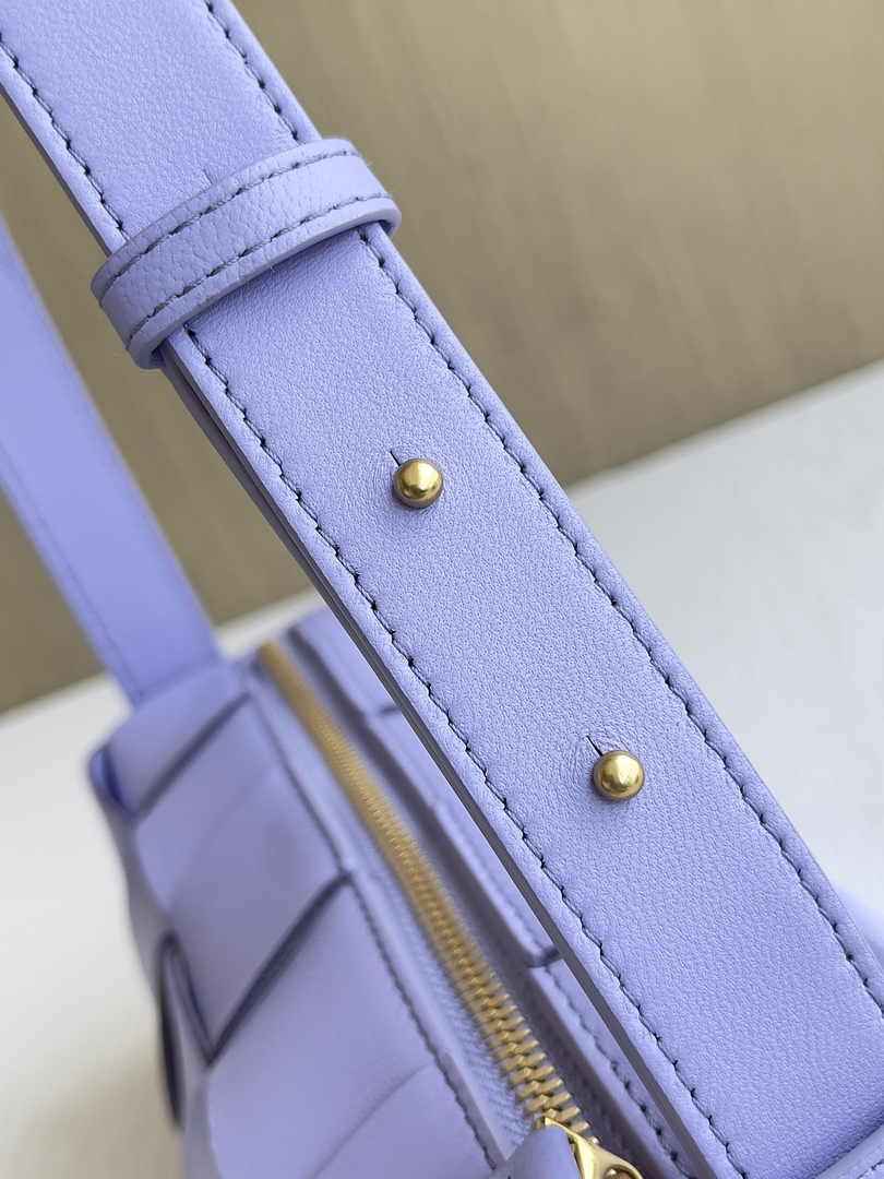 Bottega Veneta Small Brick Cassette 729166 Lambskin Light Purple