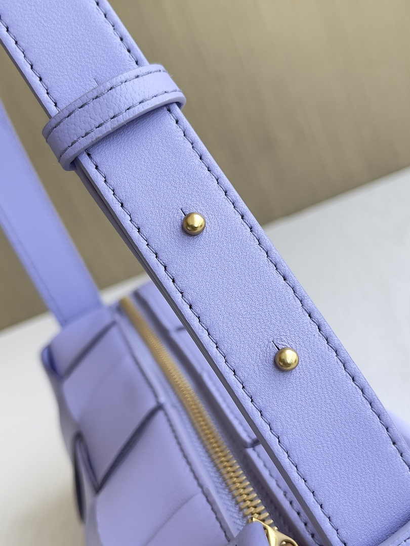 Bottega Veneta Small Brick Cassette 729166 Lambskin Light Purple
