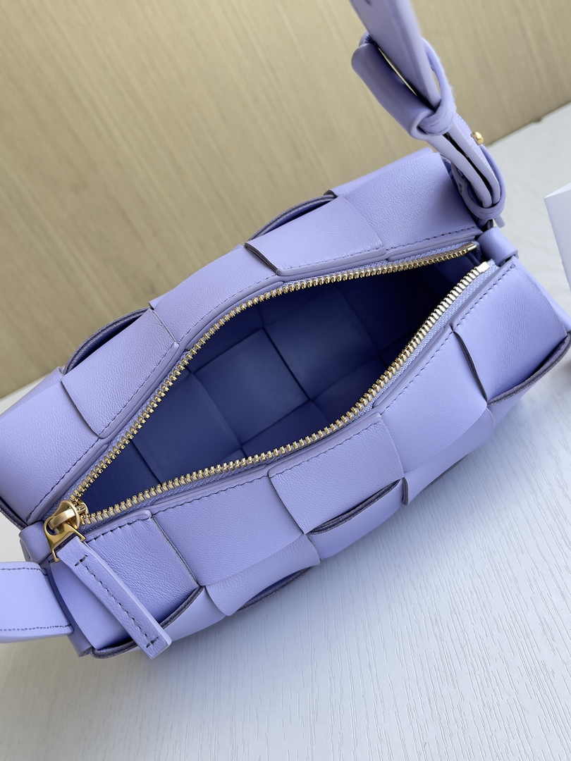 Bottega Veneta Small Brick Cassette 729166 Lambskin Light Purple