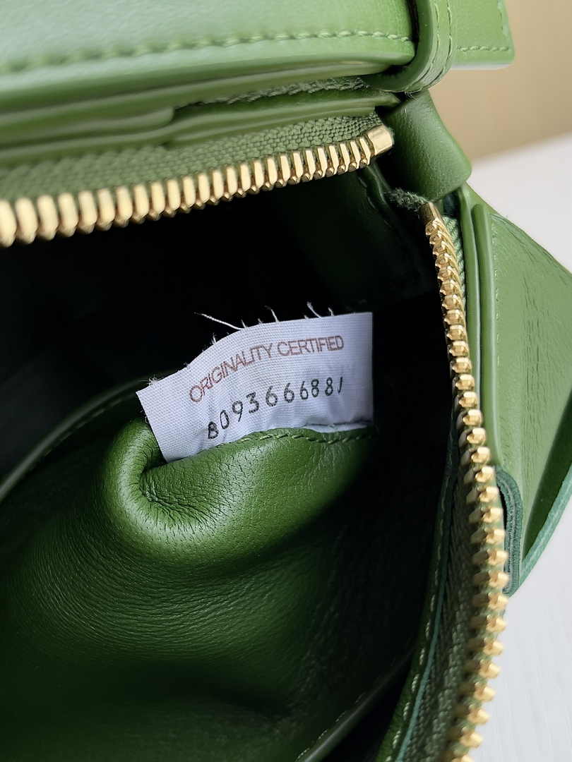 Bottega Veneta Small Brick Cassette 729166 Lambskin Dark Green
