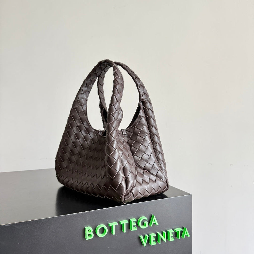 Bottega Veneta Small Campana Bag 854248 in Coffee