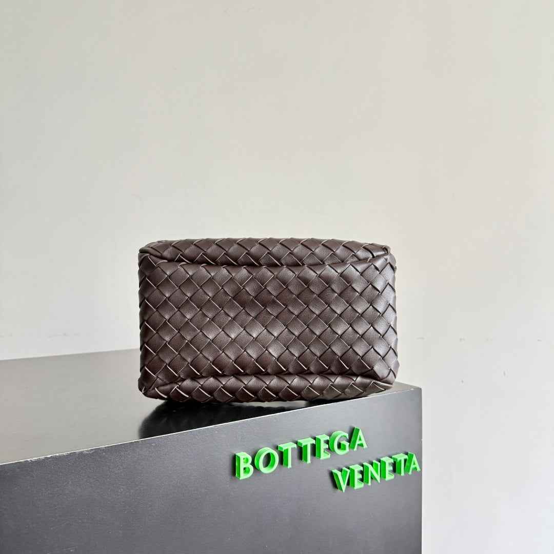 Bottega Veneta Small Campana Bag 854248 in Coffee