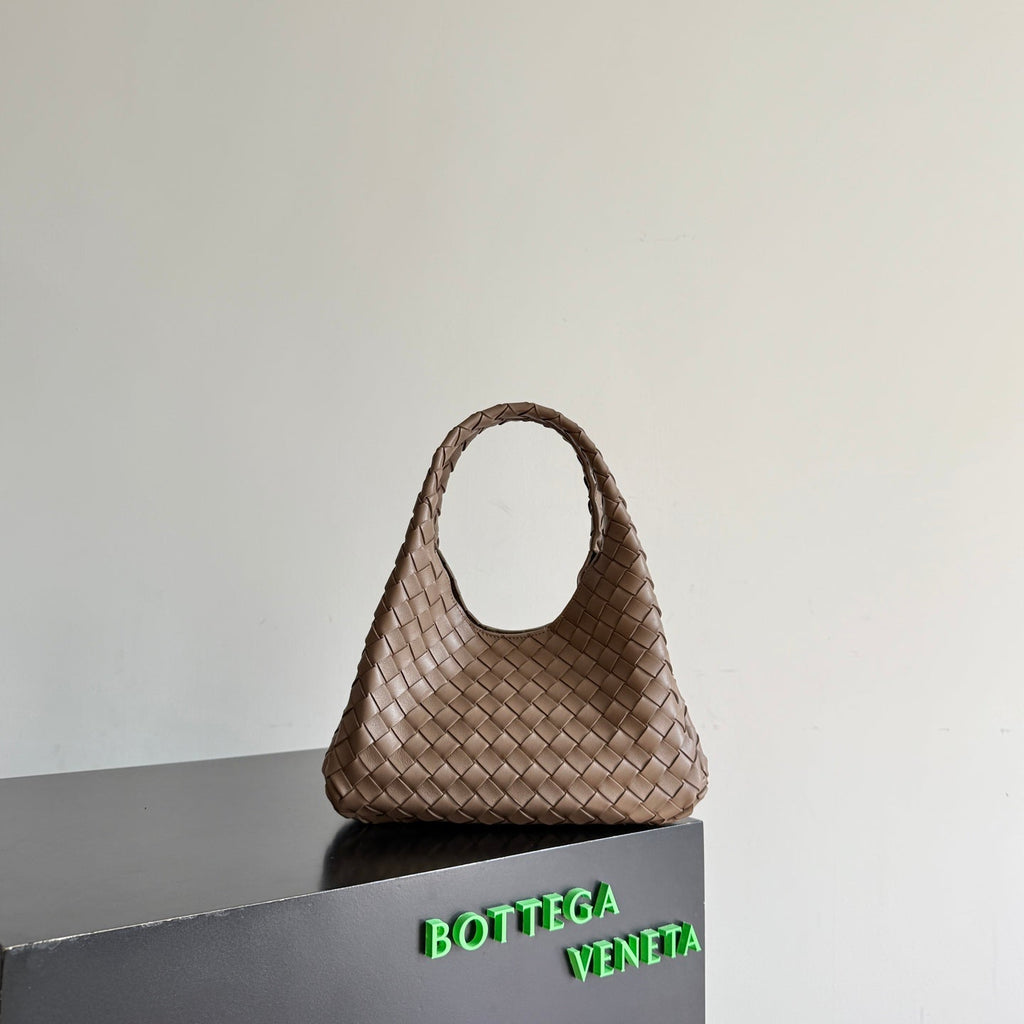 Bottega Veneta Small Campana Bag 854248 in Power Pink